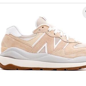 New Balance 5740 Women’s Size 9 in Dusty Rose